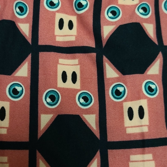 LuLaRoe Pink Pig Leggings Tween - Picture 2 of 6